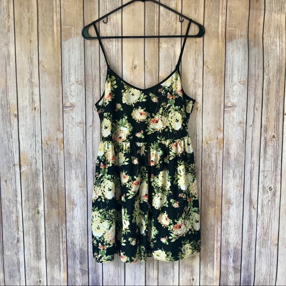 Urban Outfitters Pants - Kimchi Blue Black and Cream Rose Floral Romper